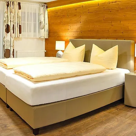 Penthouse In By Lift & Panoramic Views * Niederau