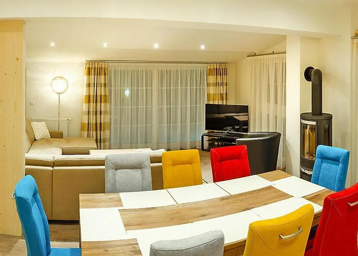 شقة Penthouse In By Lift & Panoramic Views نيديراو