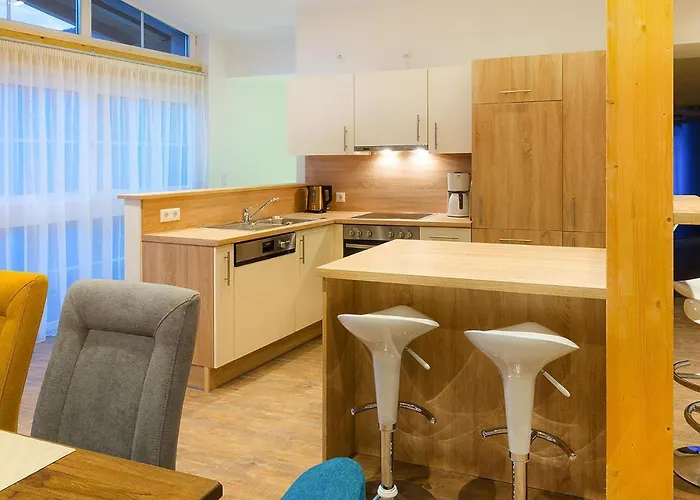 شقة Penthouse In By Lift & Panoramic Views نيديراو