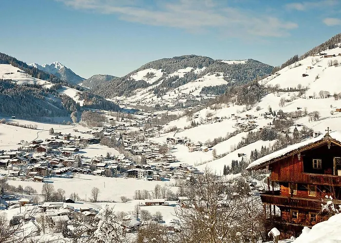 Penthouse In By Lift & Panoramic Views * نيديراو