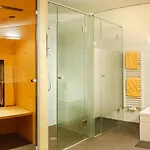 Apartment Penthouse In By Lift & Panoramic Views *